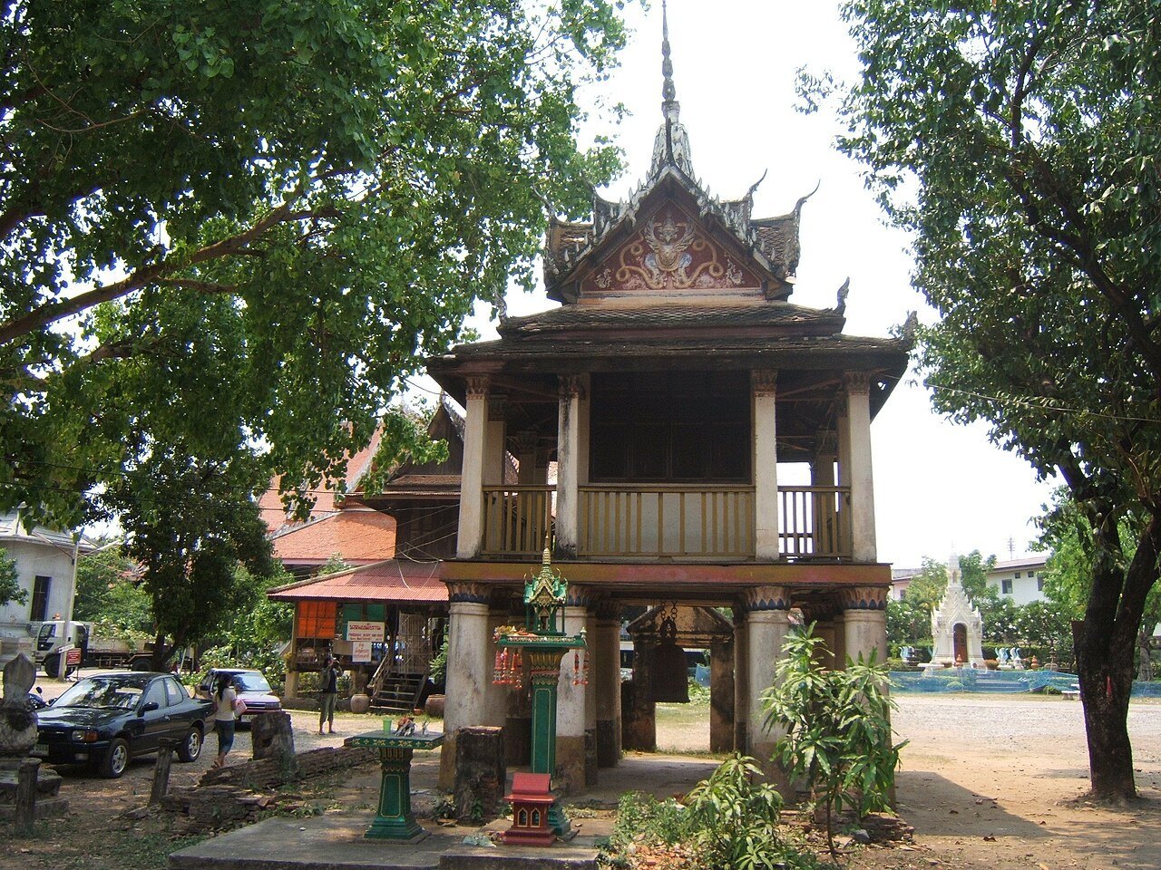 หอระฆัง วัดราชบูรณะ พิษณุโลก