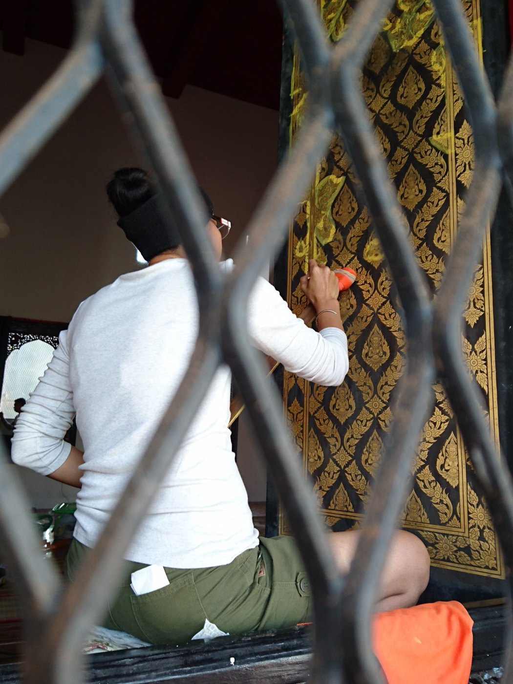 ช่างบูรณะลายรดน้ำ
